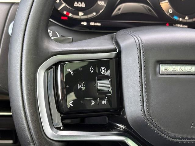 Used 2025 Land Rover Range Rover Sport SE image 21