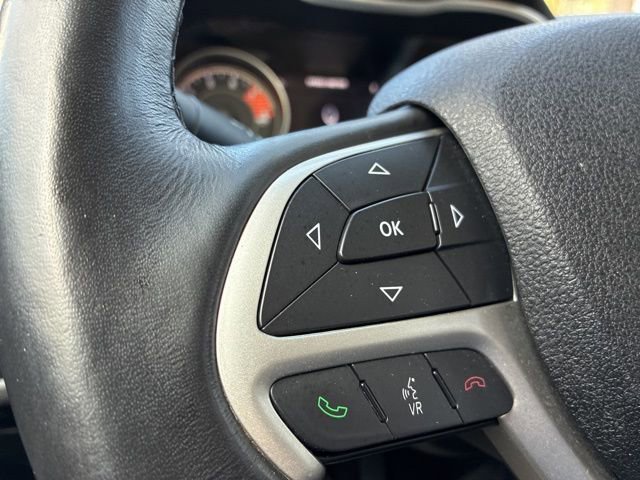 Used 2016 Jeep Cherokee Limited w/ Luxury Group image 27