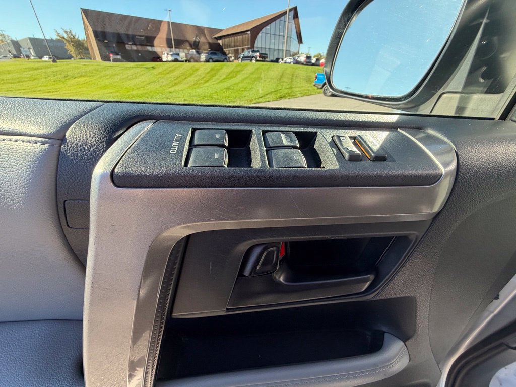 Used 2013 Toyota 4Runner Trail AWD/4WD image 15