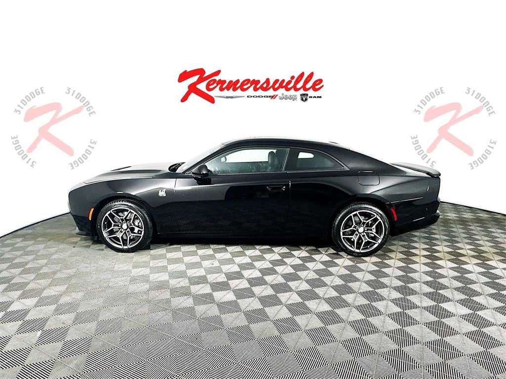 New 2026 Dodge Charger Daytona Scat Pack image 4