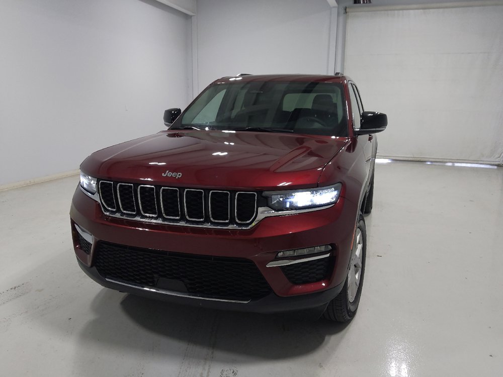 Used 2023 Jeep Grand Cherokee Limited AWD/4WD image 15