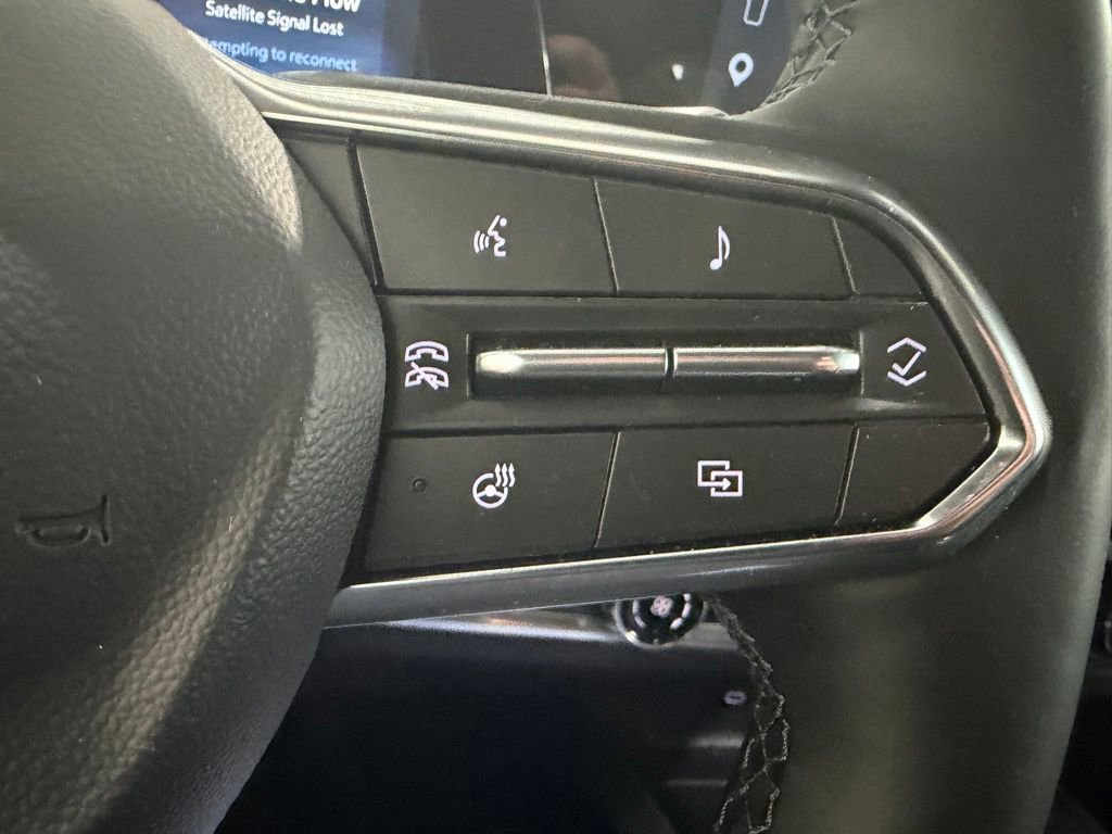 Used 2026 Chevrolet Equinox LT w/ Safety and Technology Package FWD image 20