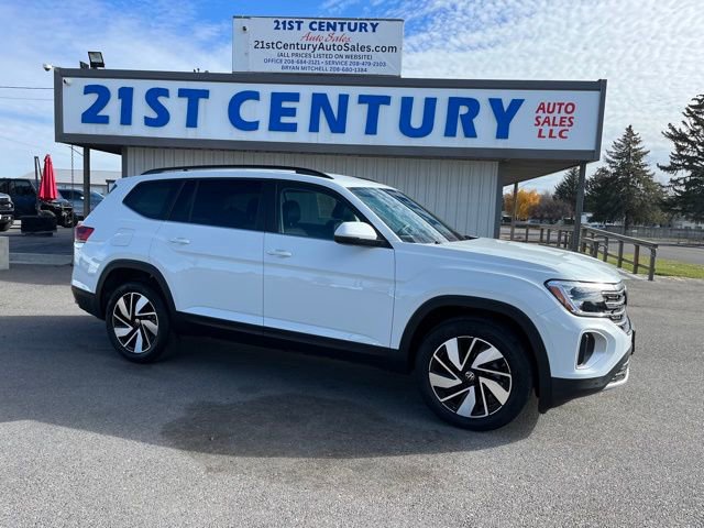 Used 2025 Volkswagen Atlas SE