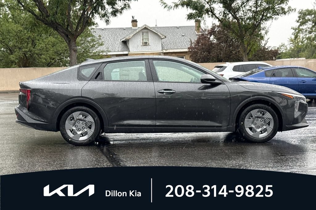 New 2026 Kia K4 FWD image 3