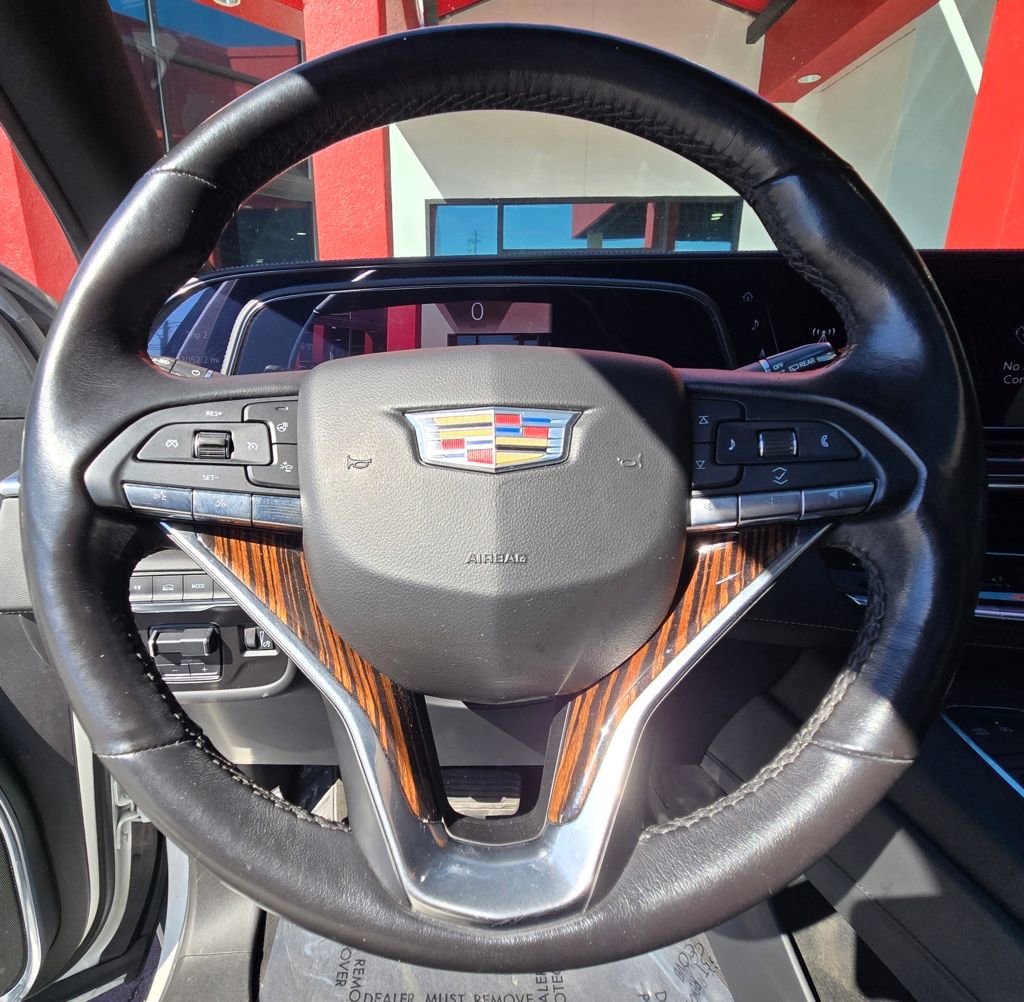 Used 2021 Cadillac Escalade Premium Luxury w/ Performance Package image 34