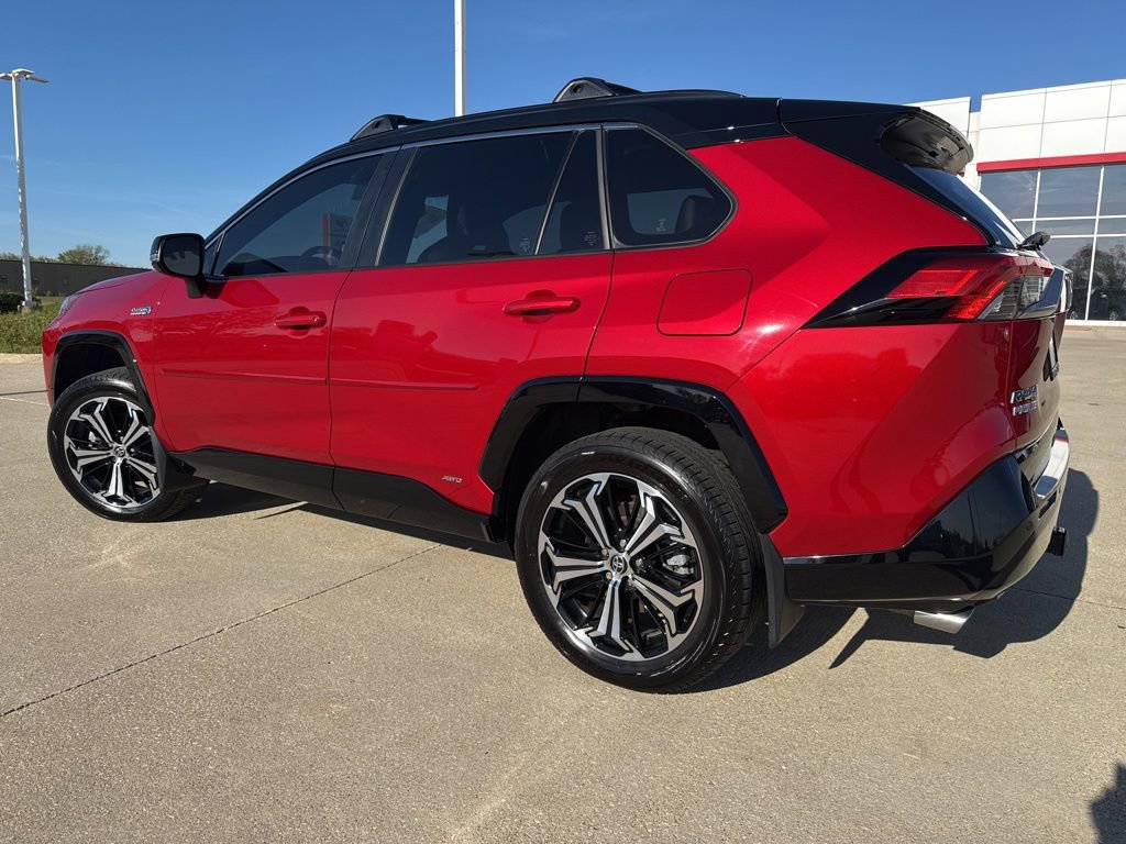 Used 2022 Toyota RAV4 XSE w/ Premium Package AWD/4WD image 5