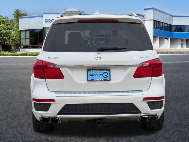 Used 2015 Mercedes-Benz GL 63 AMG 4MATIC image 4