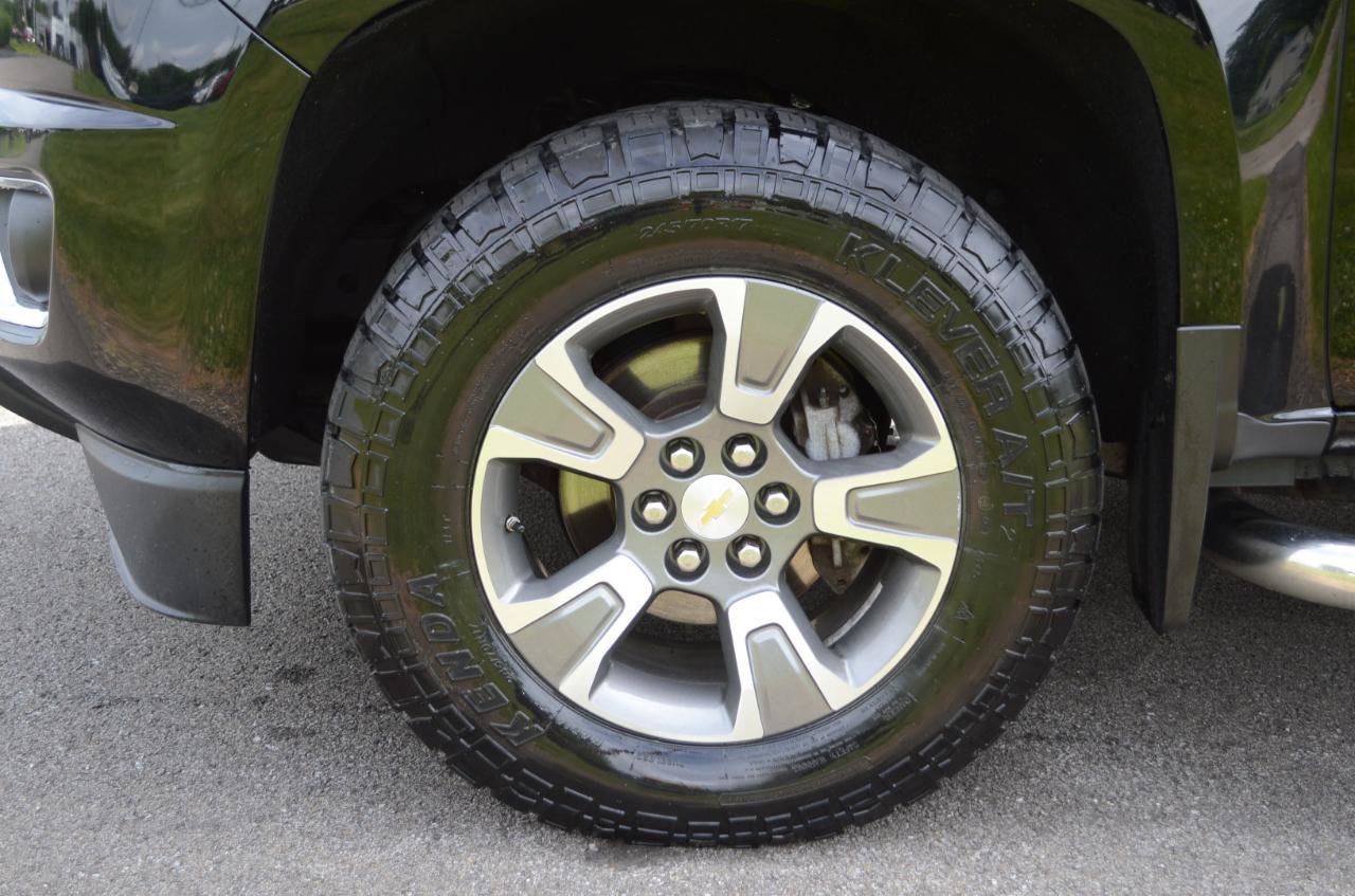 Used 2018 Chevrolet Colorado Z71 AWD/4WD image 9