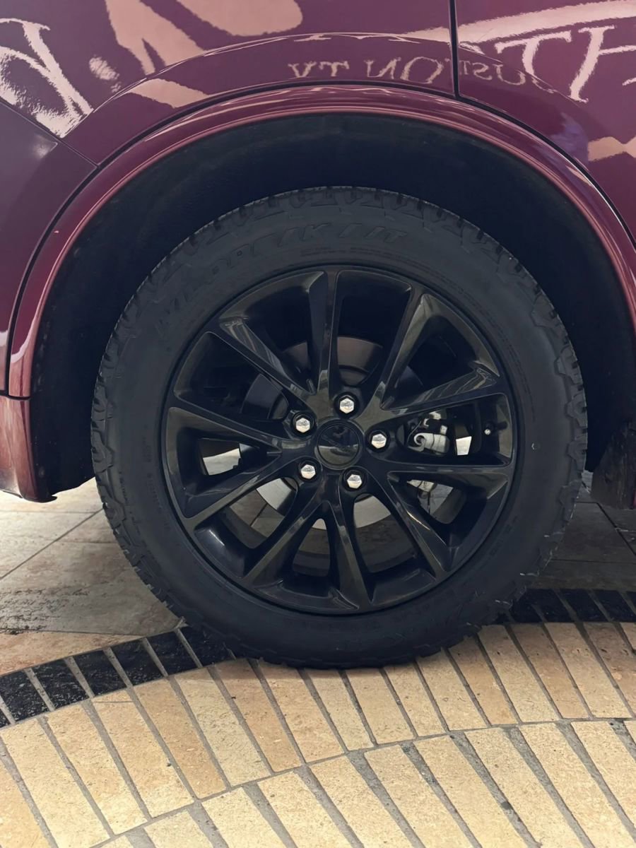 Used 2018 Dodge Durango R/T w/ Blacktop Package RWD image 24