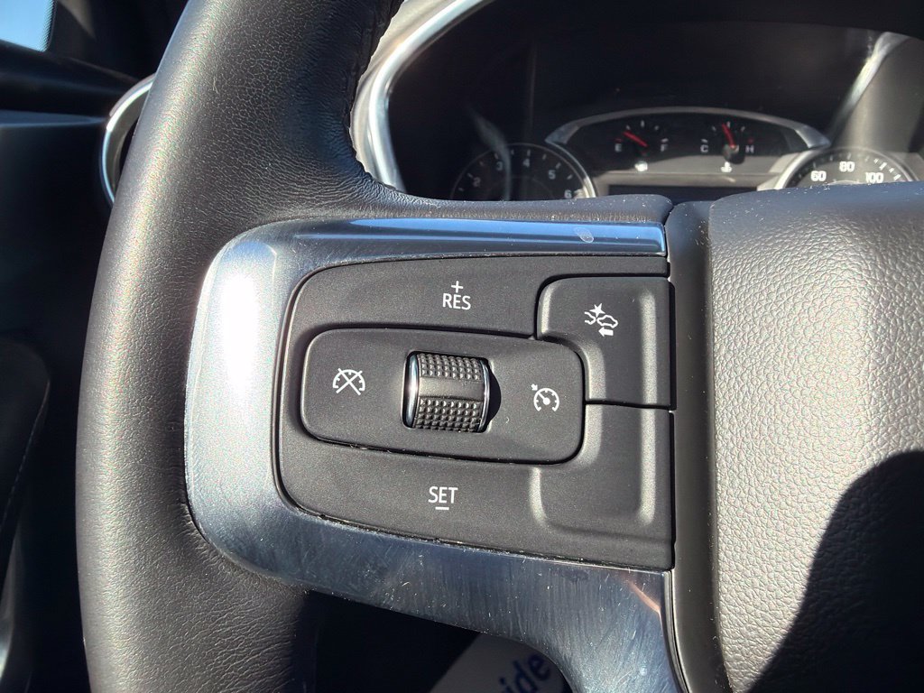Used 2021 Chevrolet Blazer LT w/ Sound & Technology Package FWD image 9