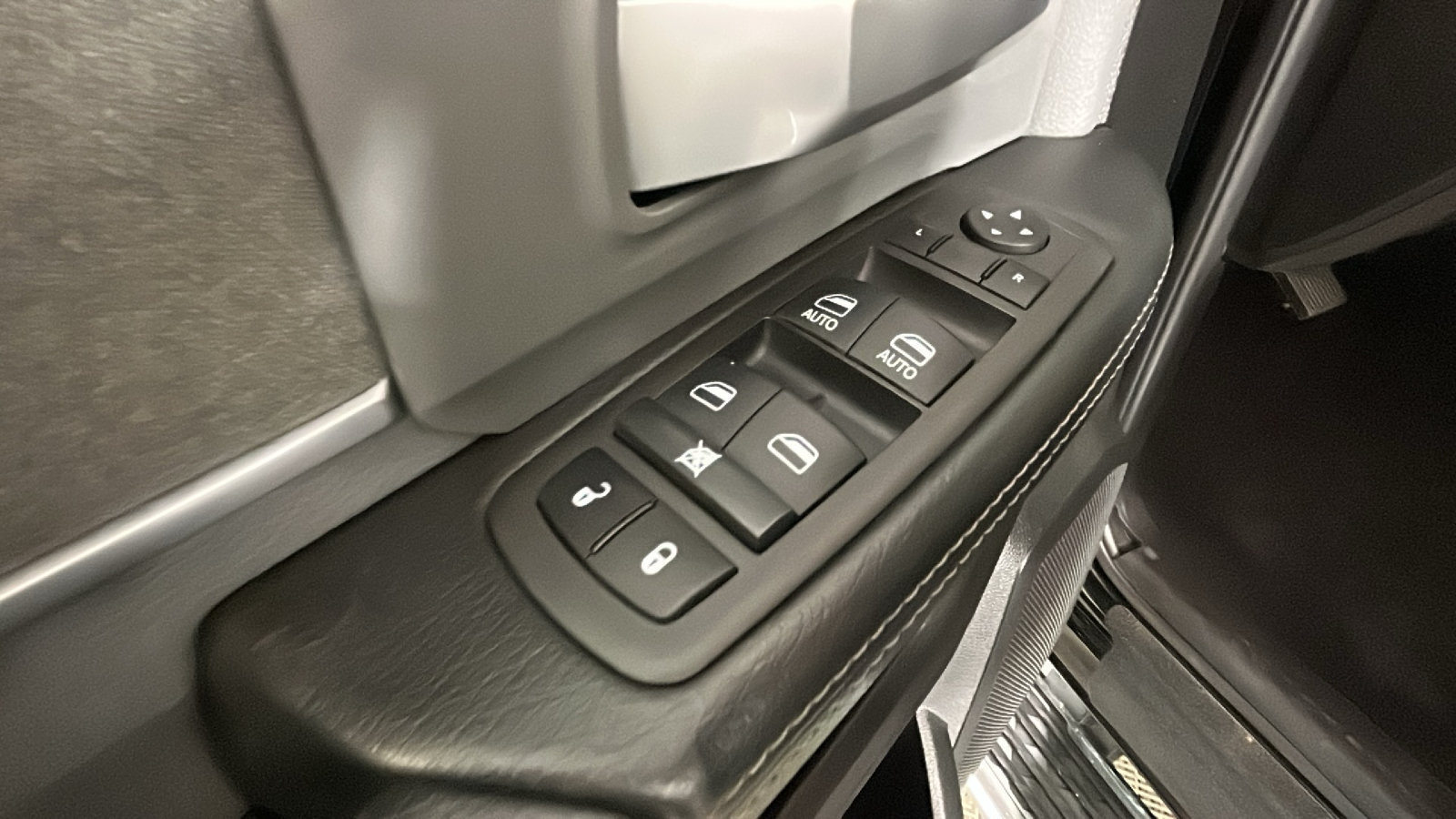 Used 2022 RAM 2500 Big Horn w/ Level A Equipment Group AWD/4WD image 13
