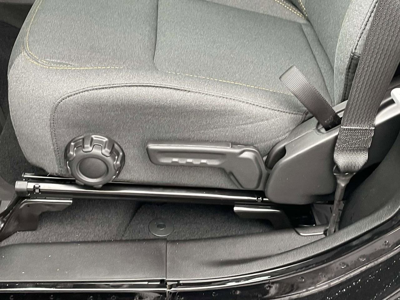 New 2026 Jeep Wrangler Sport AWD/4WD image 24