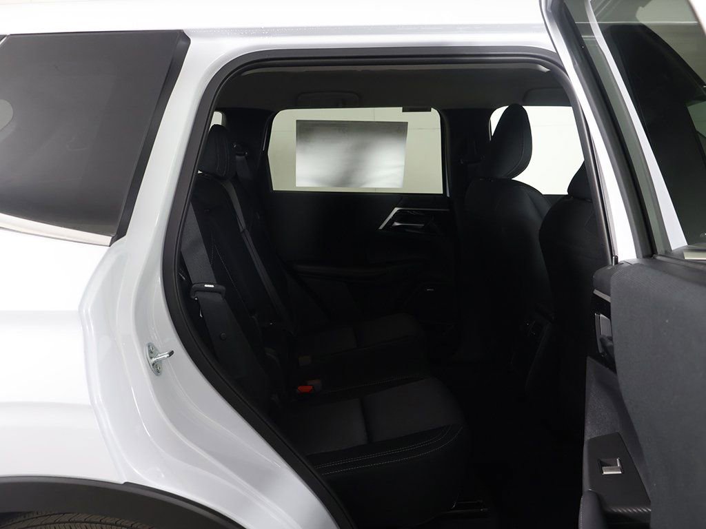 New 2026 Mitsubishi Outlander ES AWD/4WD image 29