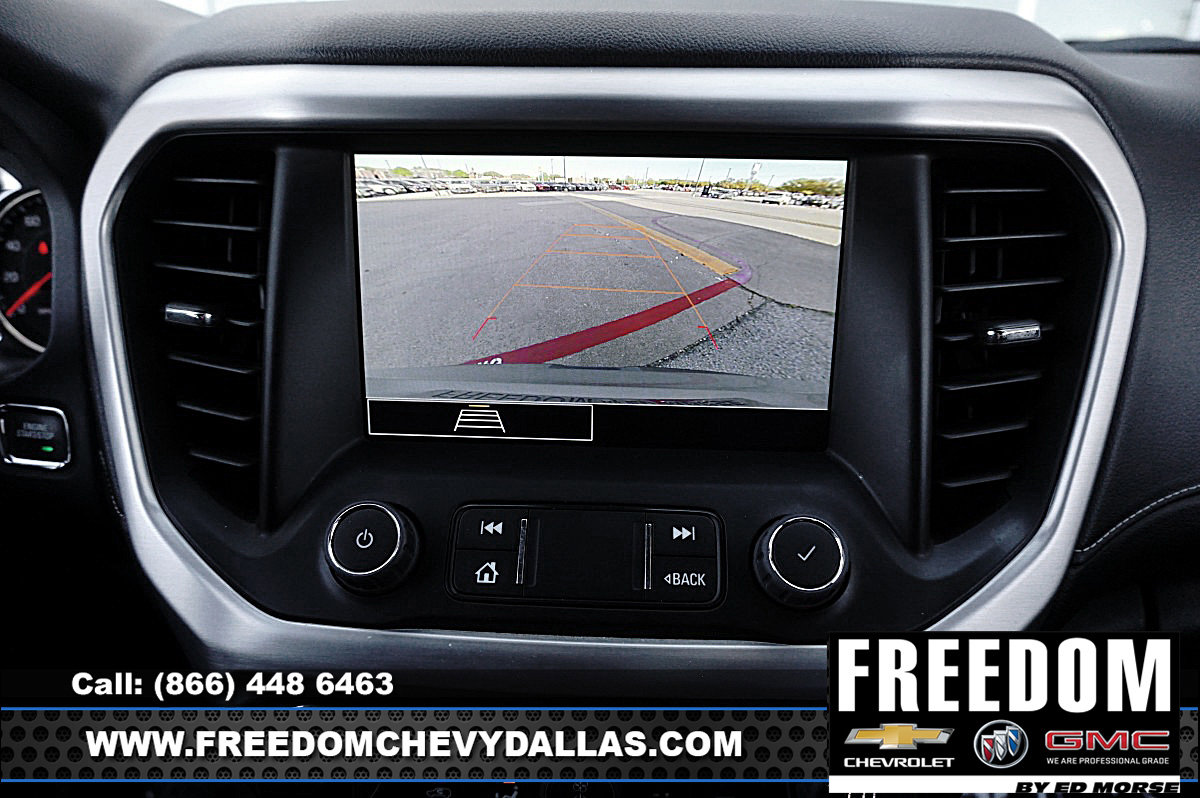 Used 2023 GMC Acadia SLE image 46
