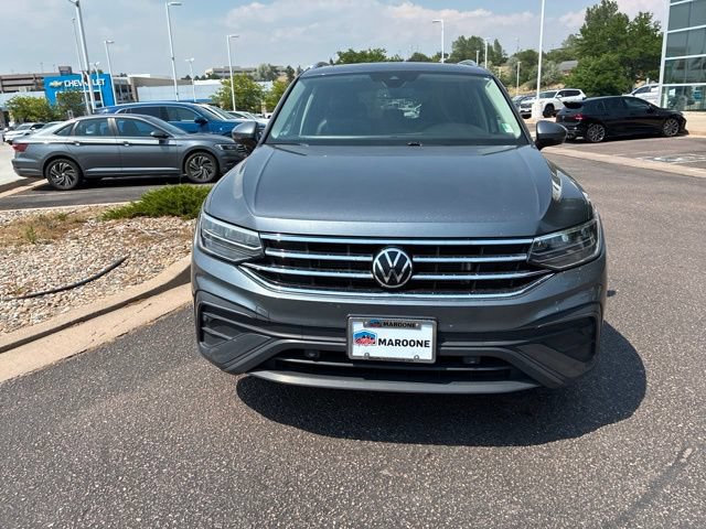 Used 2023 Volkswagen Tiguan SE w/ Panoramic Sunroof Package AWD/4WD image 2