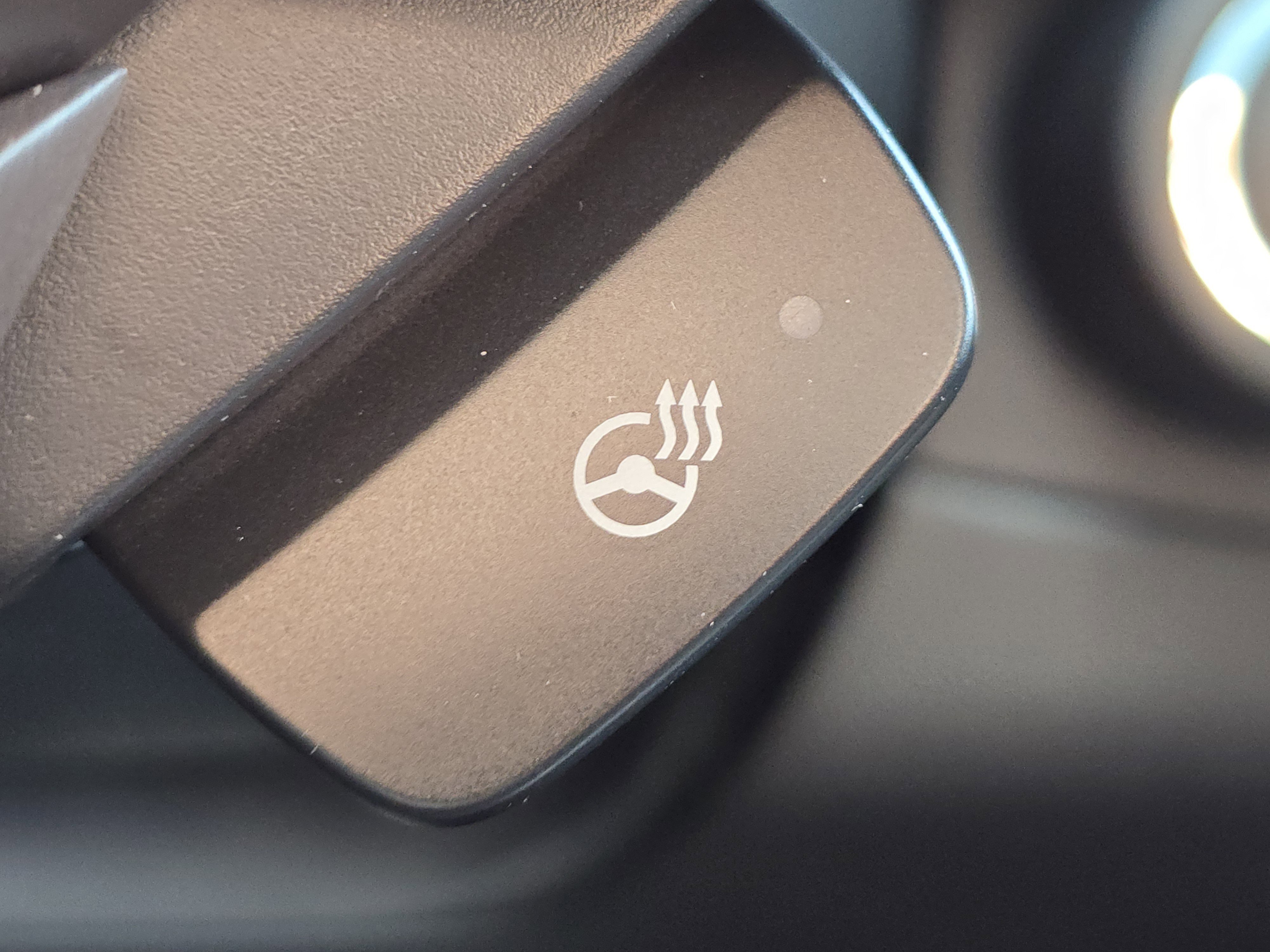 New 2025 Subaru Ascent Limited image 14