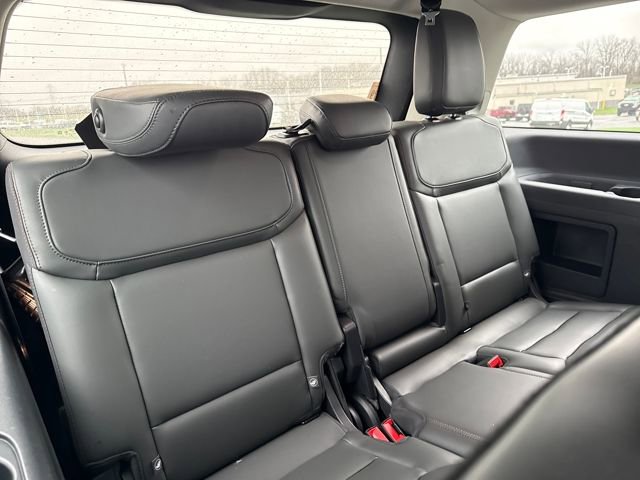 Used 2025 Ford Expedition Active image 14