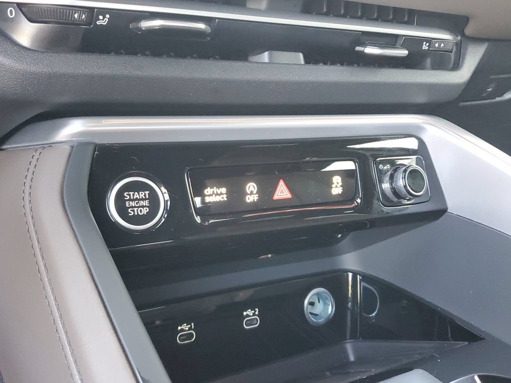 Certified 2025 Audi Q5 Premium w/ Premium Plus AWD/4WD image 31