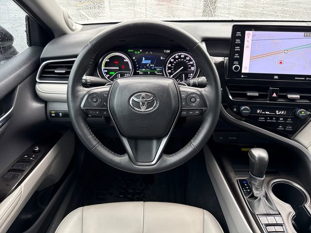 Used 2024 Toyota Camry XSE w/ Navigation Package image 16