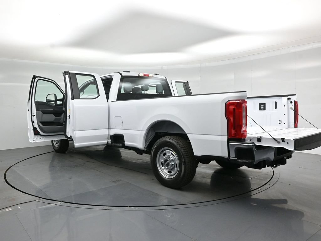 New 2026 Ford F250 XL w/ XL Chrome Package RWD image 28