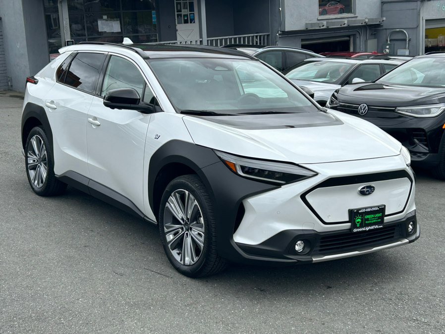 Used 2023 Subaru Solterra AWD image 3