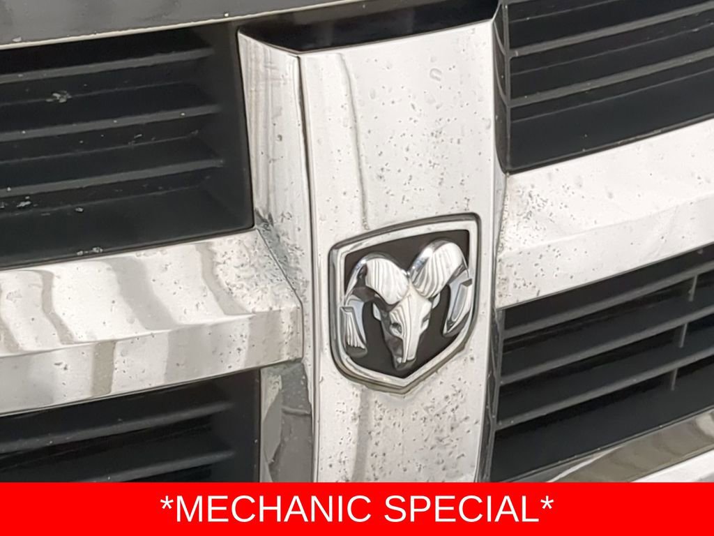 Used 2010 Dodge Journey R/T w/ Navigation & Sound Group I image 19