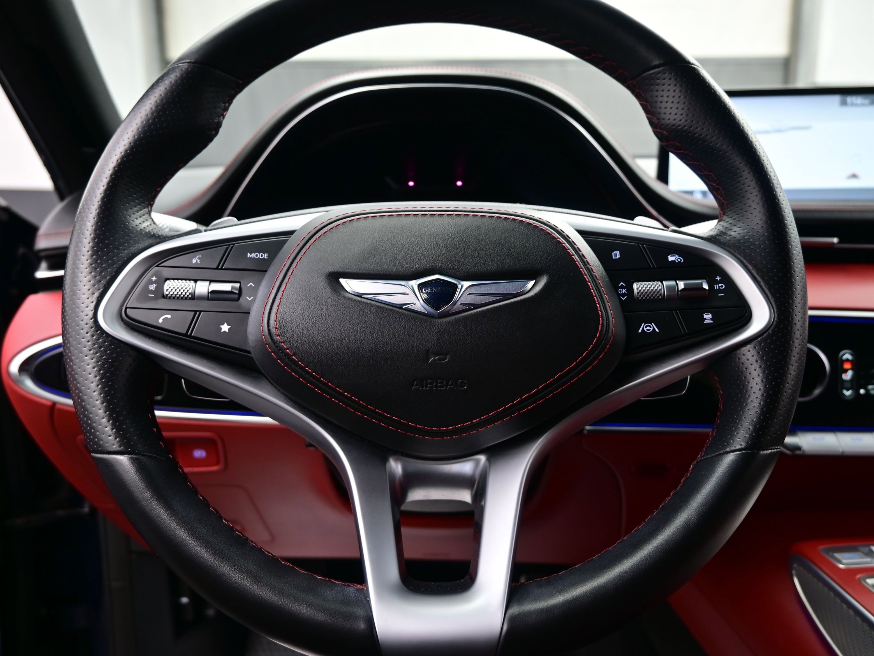 Certified 2023 Genesis GV70 2.5T w/ Sport Prestige Package image 24