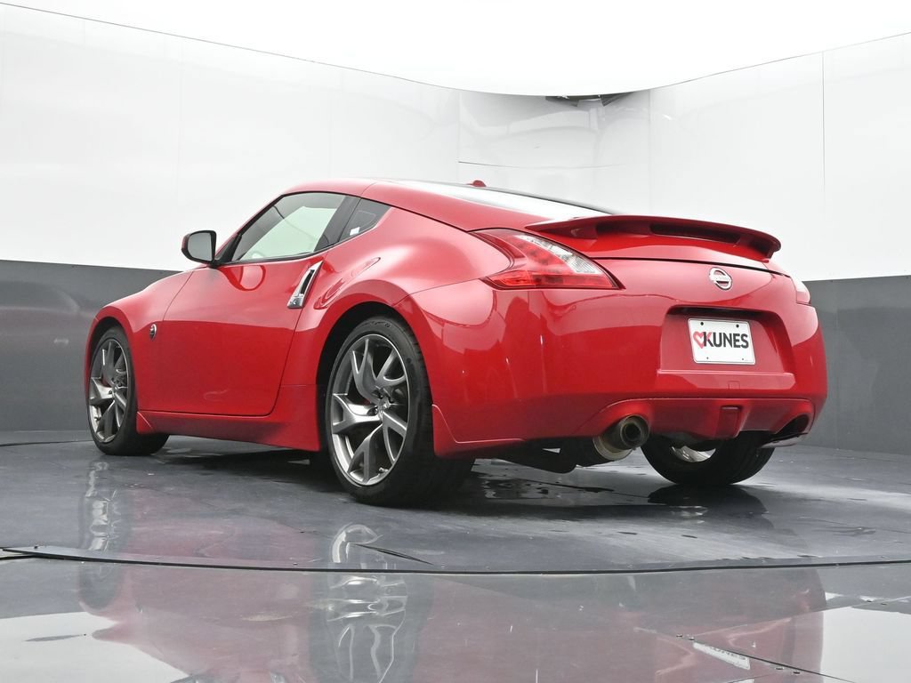 Used 2016 Nissan 370Z Coupe RWD image 42