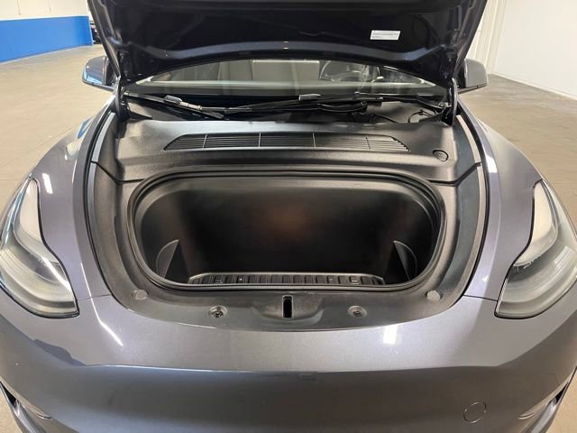 Used 2023 Tesla Model Y Long Range image 9