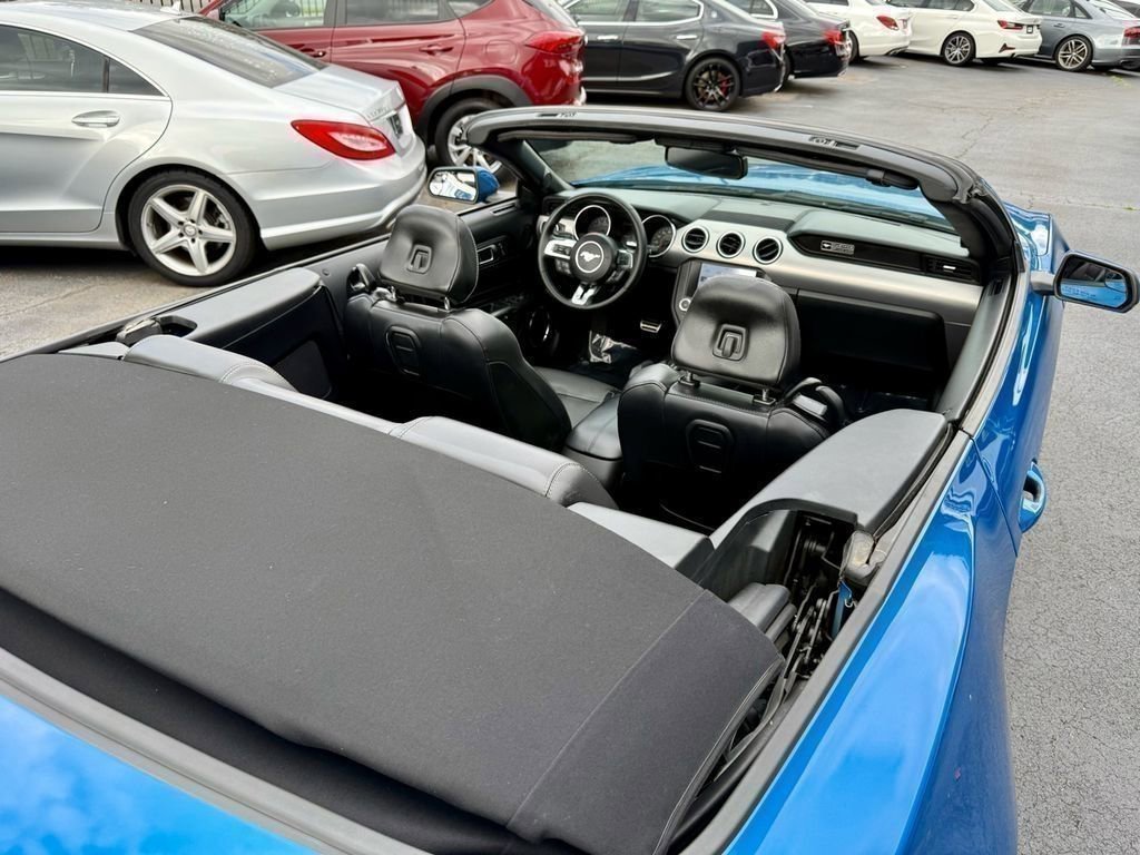 Used 2020 Ford Mustang Premium image 15