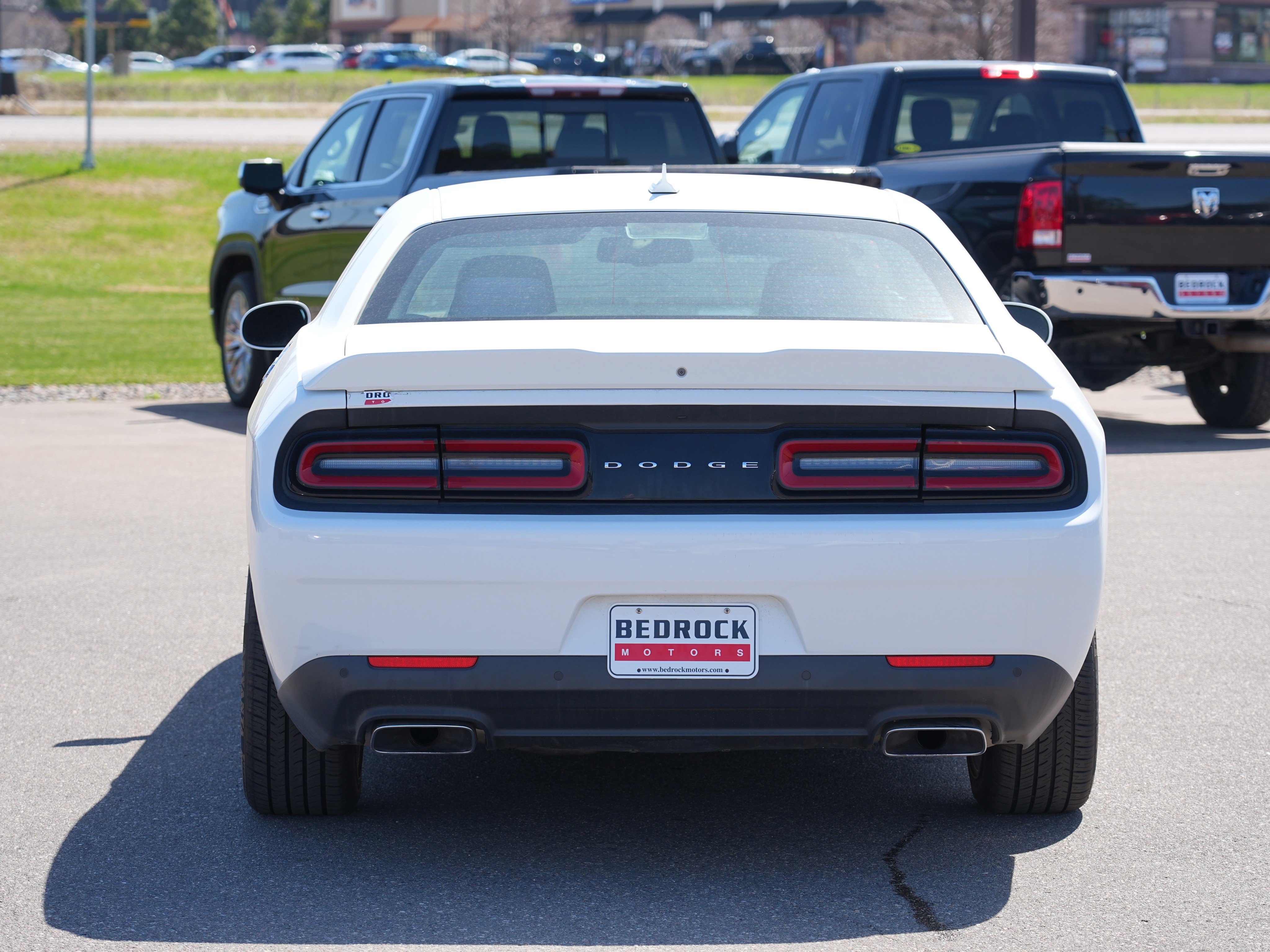 Used 2016 Dodge Challenger R/T w/ Sound Group RWD image 4