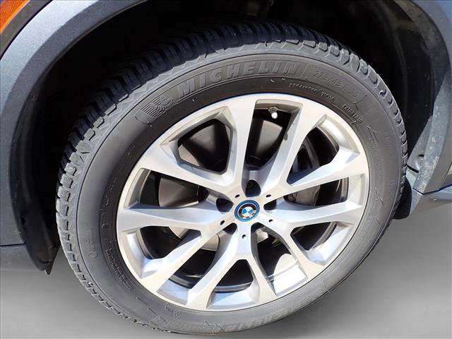 Used 2022 BMW X5 xDrive45e AWD/4WD image 14