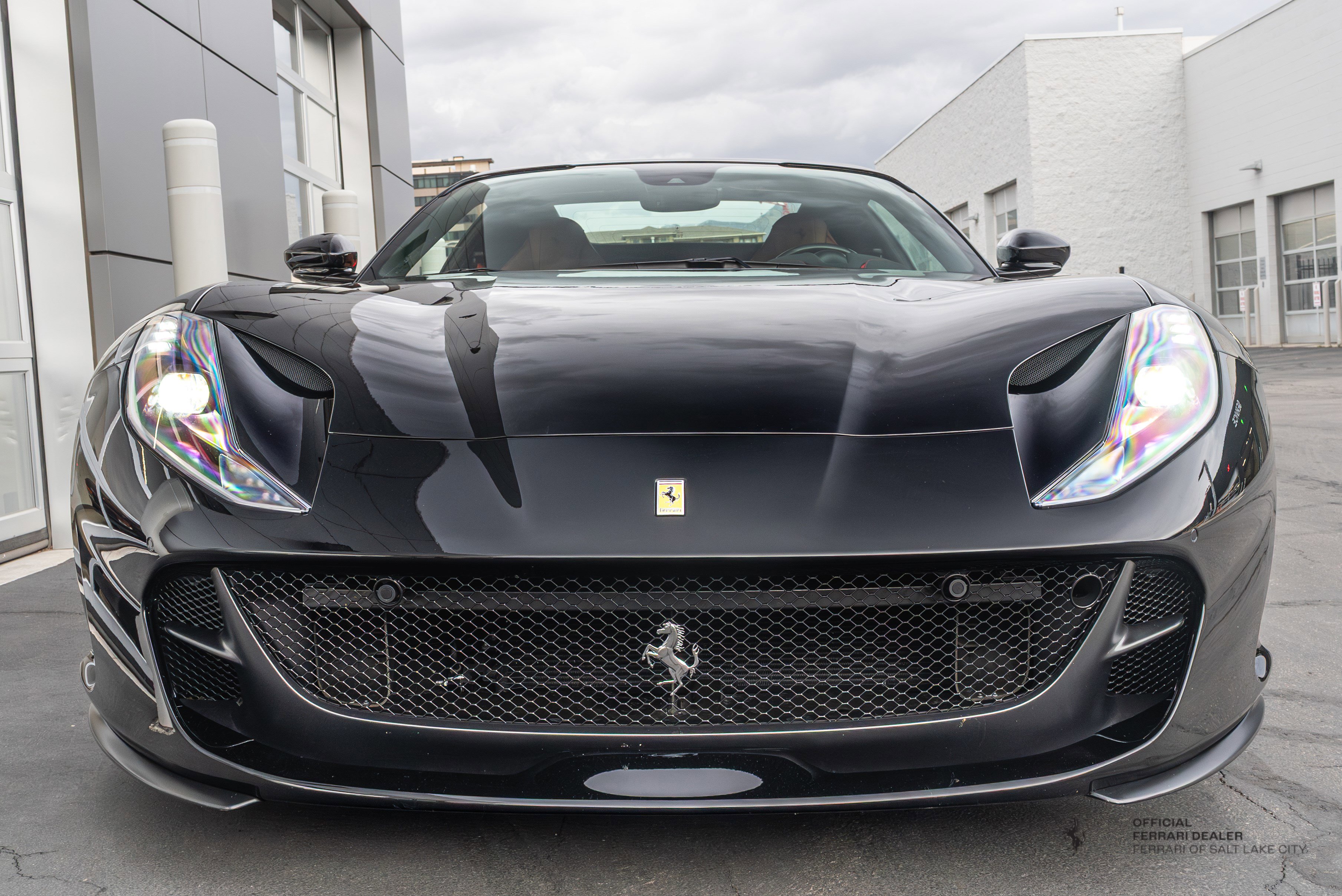 Used 2023 Ferrari 812 GTS image 2