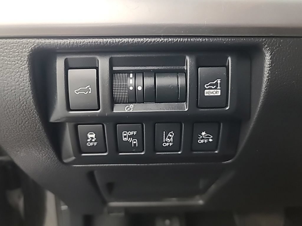 Used 2019 Subaru Outback 2.5i Limited AWD/4WD image 25