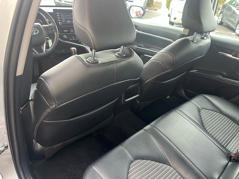 Used 2021 Toyota Camry SE FWD image 16