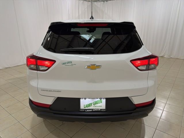 Used 2023 Chevrolet TrailBlazer LS image 4