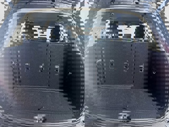 Certified 2025 Nissan Pathfinder SV image 23