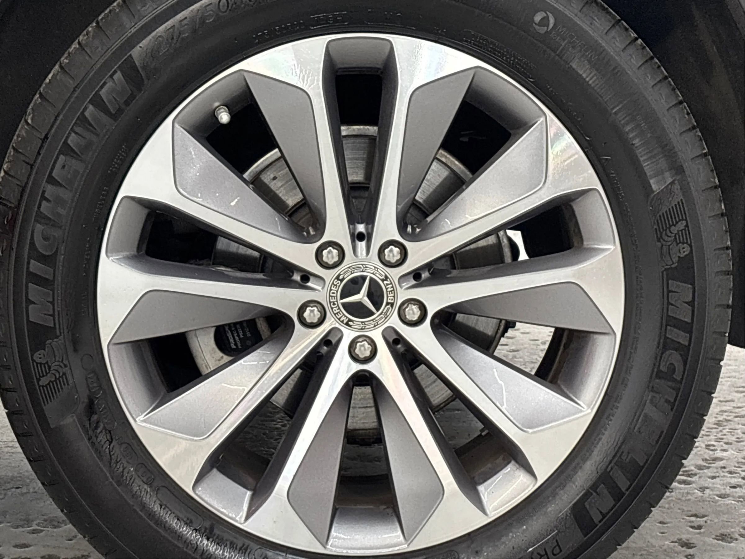 Used 2021 Mercedes-Benz GLE 350 4MATIC image 32