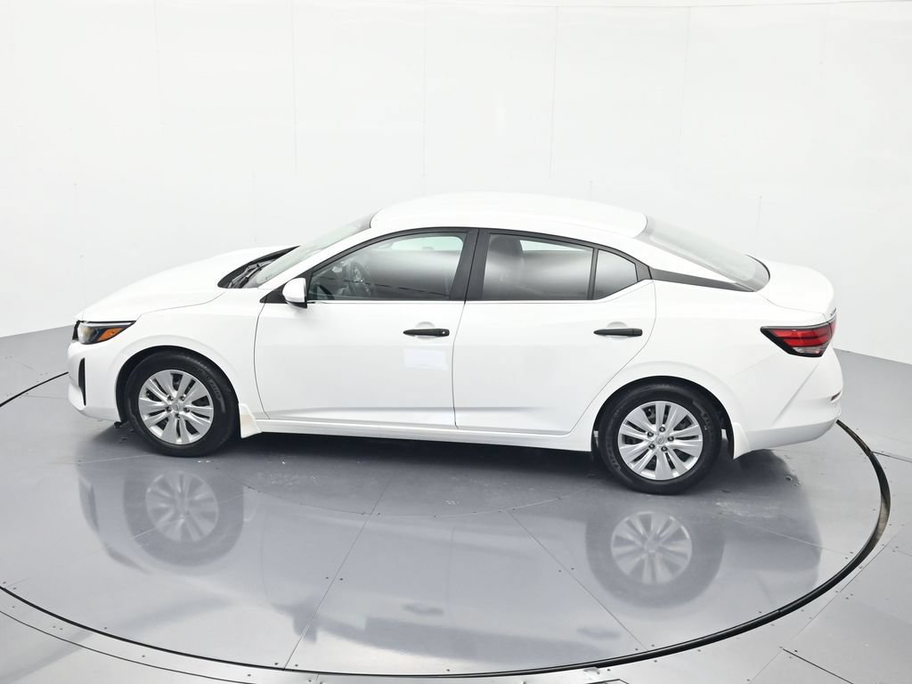 Used 2024 Nissan Sentra S FWD image 35