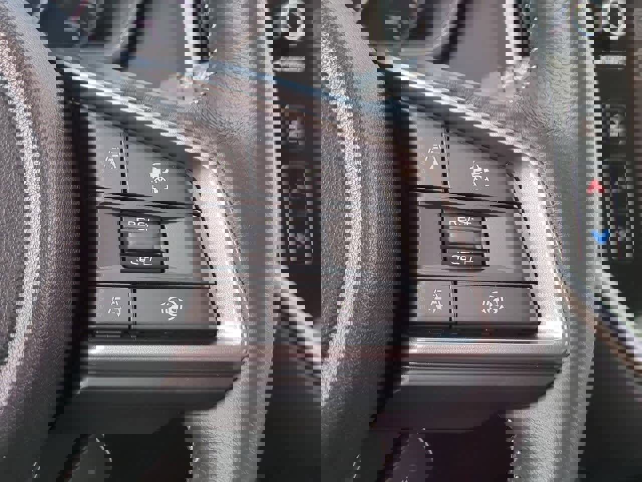 Used 2025 Subaru Ascent Limited image 25