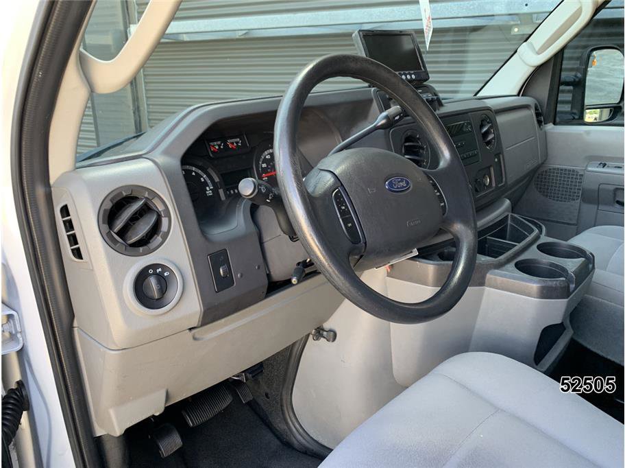 Used 2013 Ford E-450 and Econoline 450 Super Duty w/ PWR Locks & Windows Group RWD image 23