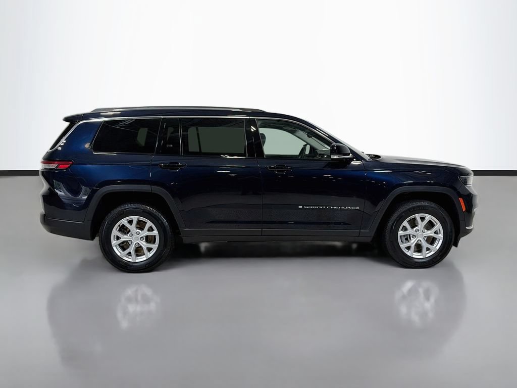 Used 2023 Jeep Grand Cherokee L Limited AWD/4WD image 10