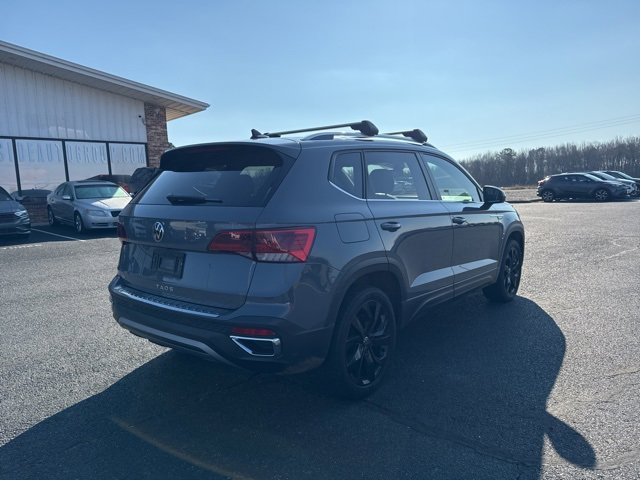 Used 2022 Volkswagen Taos SE image 5