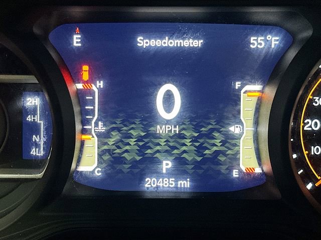 Used 2024 Jeep Wrangler Sahara w/ Technology Group image 13