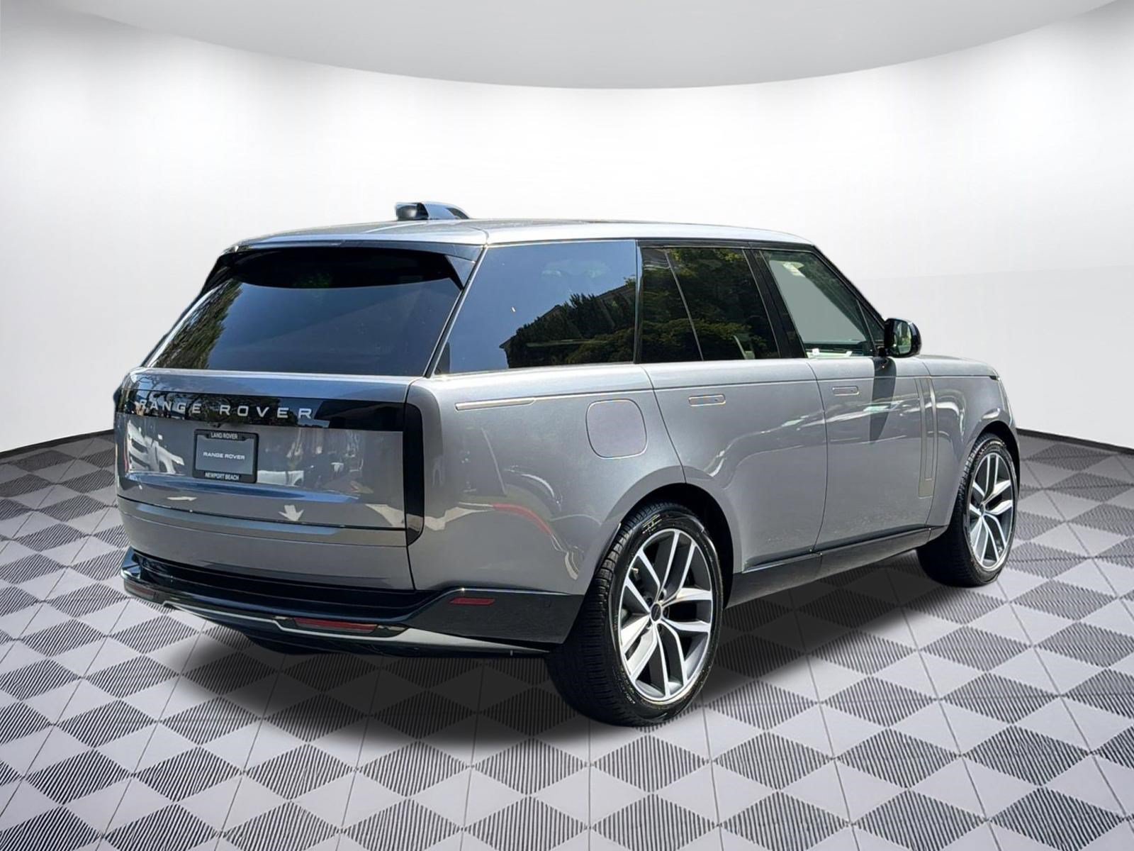 New 2026 Land Rover Range Rover SE AWD/4WD image 9