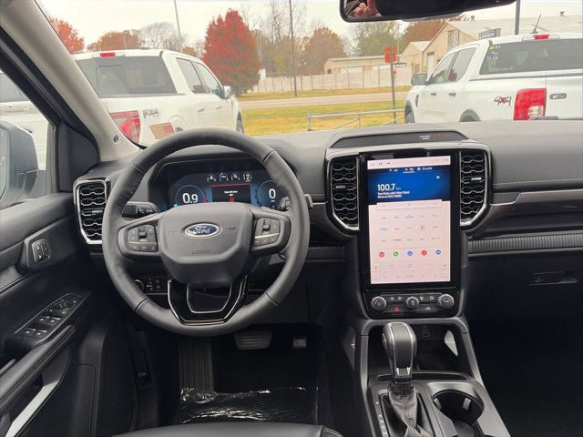 New 2025 Ford Ranger Lariat w/ Chrome Accent Package image 14