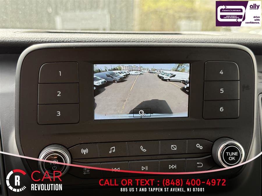 Used 2025 Ford Transit 250 148 Medium Roof RWD image 15