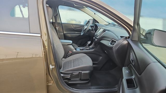 Used 2024 Chevrolet Equinox LT image 13