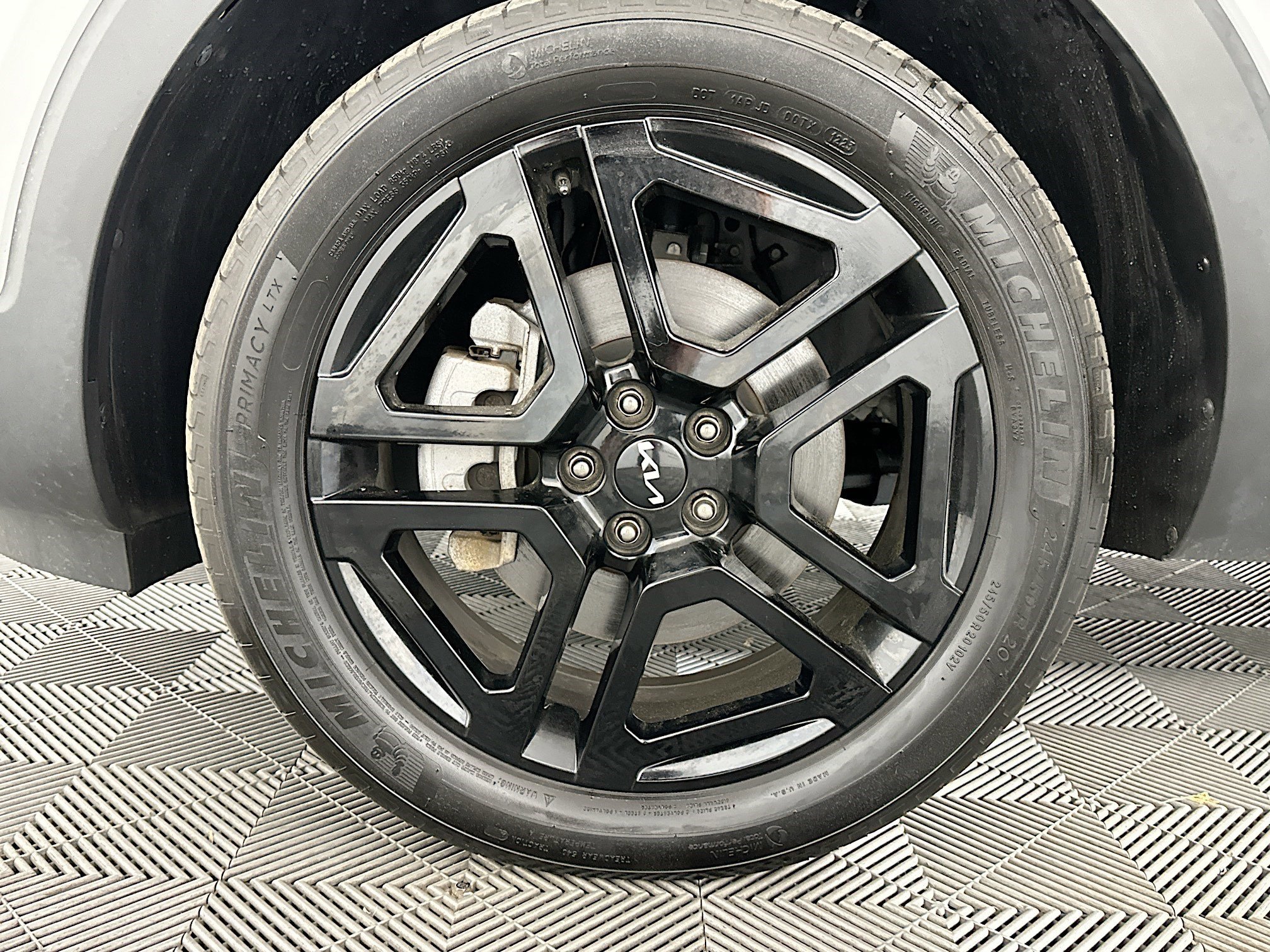 Used 2023 Kia Telluride SX X-Line AWD/4WD image 38
