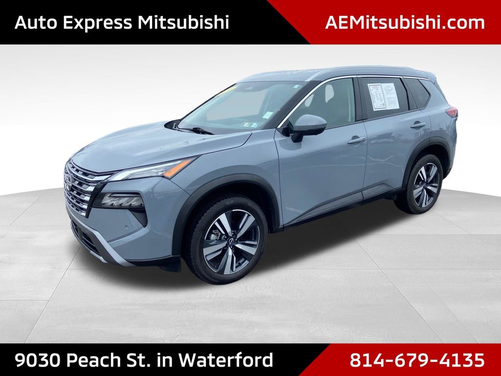 Used 2024 Nissan Rogue SL image 3